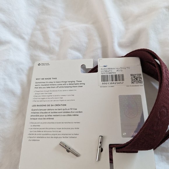 Lululemon Team Canada Quilted Mittens on String COC Logo, Sport Red / Maple Meta - Picture 7 of 8